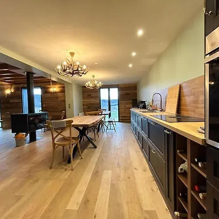 - Charreire Σπίτι διακοπών